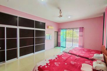 Perdana College Heights