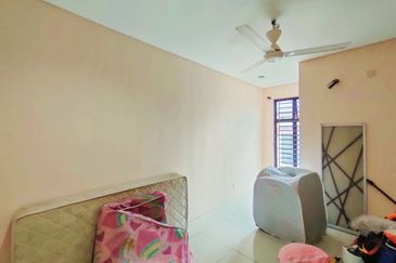 Perdana College Heights