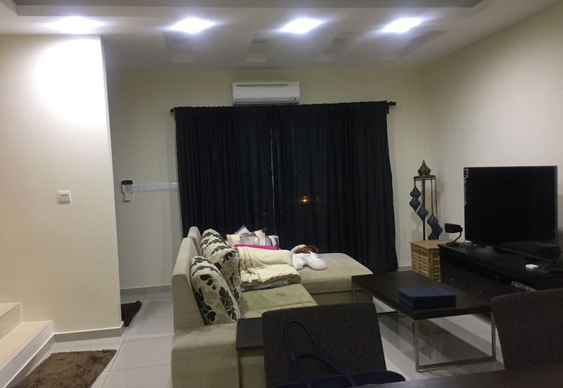 Laman Delfina @ Nilai Impian