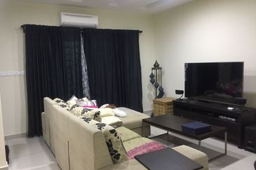 Laman Delfina @ Nilai Impian