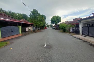 Taman Desa Salak Jaya