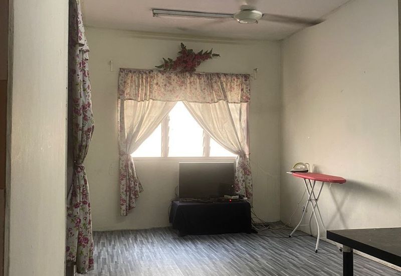 Apartment Cempakapuri