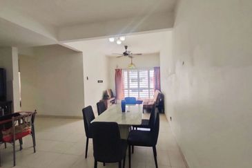 D'Camelia Court Nilai Impian