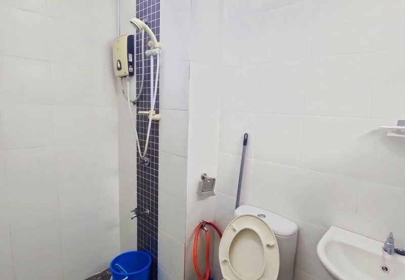 D'Camelia Court Nilai Impian