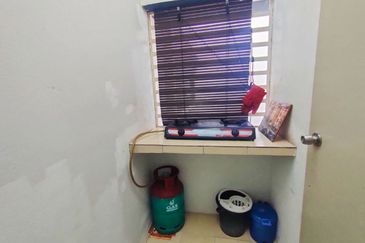 D'Camelia Court Nilai Impian