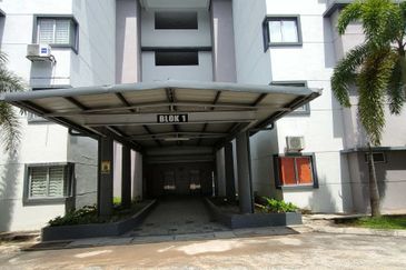 D'Camelia Court Nilai Impian
