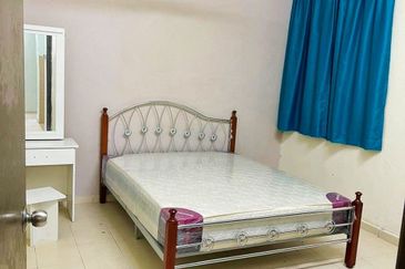 ANGGERIK COURT APARTMENT (PUTRA NILAI)