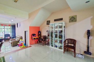 Perdana College Heights