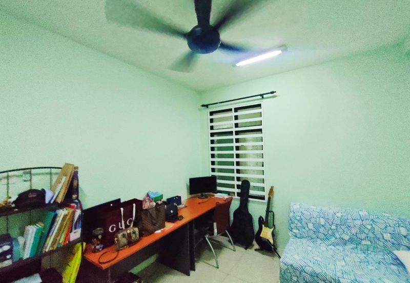 Perdana College Heights