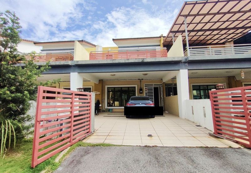 Perdana College Heights