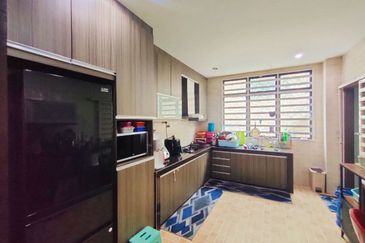 Perdana College Heights