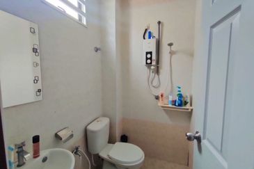 Perdana College Heights