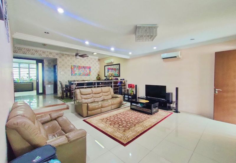 Perdana College Heights