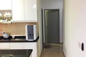 Kiara Court - Nilai Impian