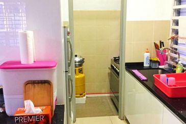 Kiara Court - Nilai Impian