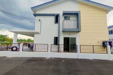 Below Market Value, End Lot, Brand New, Taman Semarak Warisan, Sepang, Selangor, For Sale