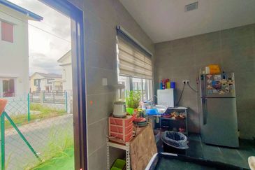 Below Market Value, End Lot, Brand New, Taman Semarak Warisan, Sepang, Selangor, For Sale