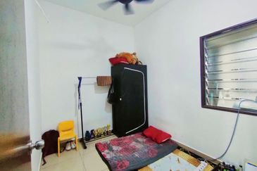 Below Market Value, End Lot, Brand New, Taman Semarak Warisan, Sepang, Selangor, For Sale