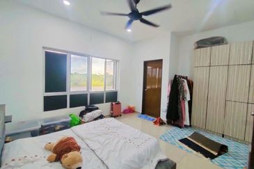 Below Market Value, End Lot, Brand New, Taman Semarak Warisan, Sepang, Selangor, For Sale