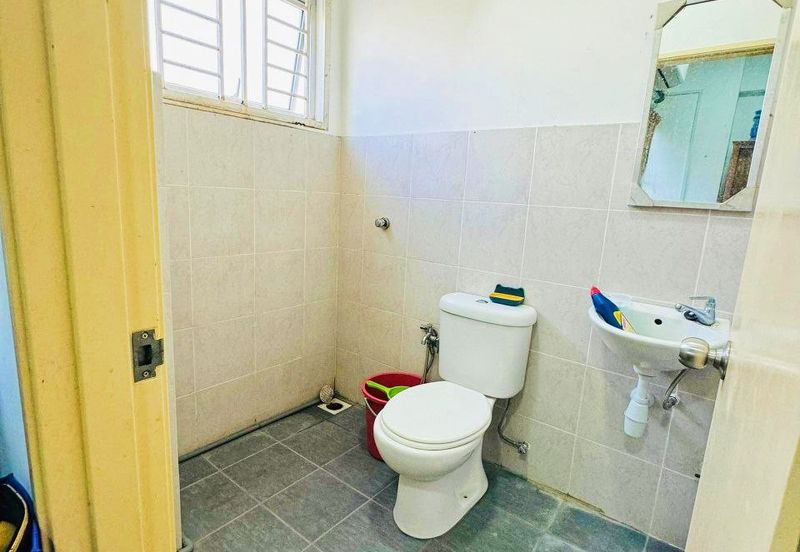 Pangsapuri Jenderam Indah