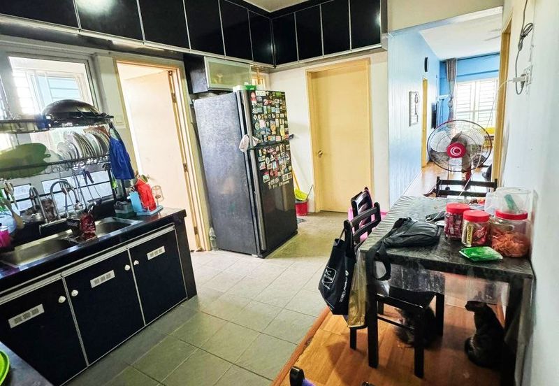 Pangsapuri Jenderam Indah