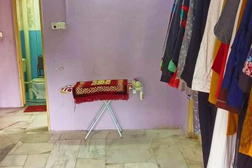 Residensi Warnasari 3