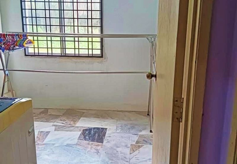 Residensi Warnasari 3