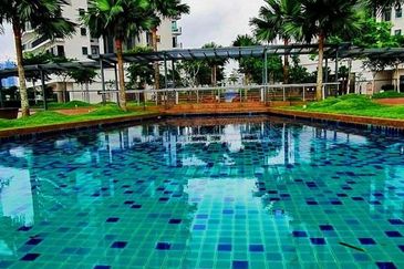 Datum Jelatek Residence