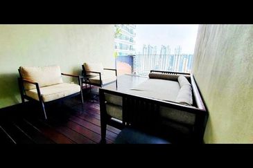 Datum Jelatek Residence