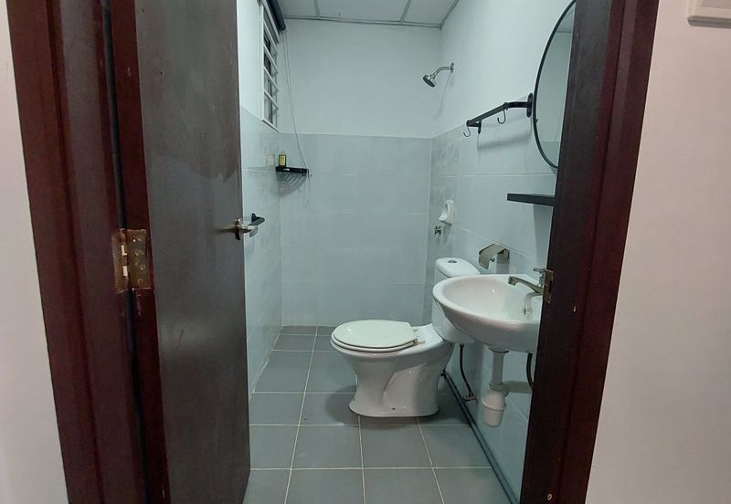 Impiana Sky Residensi @ The Earth