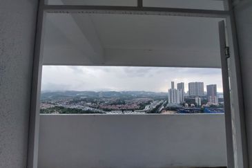 Impiana Sky Residensi @ The Earth