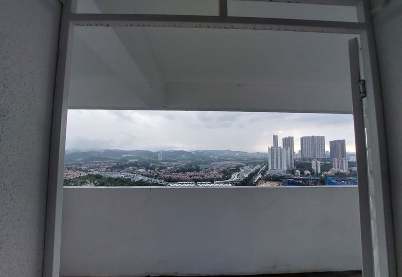 Impiana Sky Residensi @ The Earth