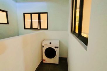 Freehold, Low Density, Near Highway, Bandar Puteri Bangi