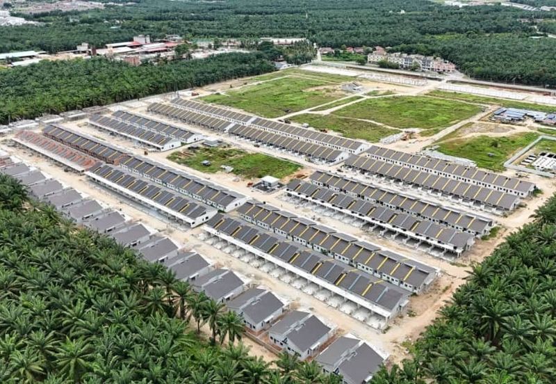 Freehold, Open Title, Rumah Teres Setingkat, Taman Seri Mahkota, Simpang 2, Manjung, Perak