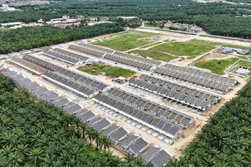 Freehold, Open Title, Rumah Teres Setingkat, Taman Seri Mahkota, Simpang 2, Manjung, Perak