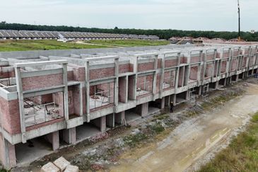 Shop Lot, Freehold, Open Title, Seri Mahkota, Simpang 2, Sitiawan, Manjung, Perak