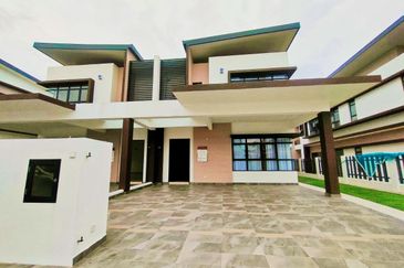 Freehold, Near Plus Highway, Double Storey Semi-D, Bandar Puteri Bangi, Kajang, Selangor