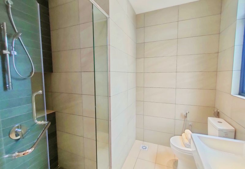 Freehold, Near Plus Highway, Double Storey Semi-D, Bandar Puteri Bangi, Kajang, Selangor