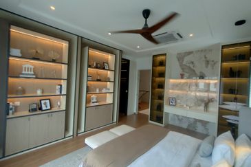 Freehold, Near Plus Highway, Double Storey Semi-D, Bandar Puteri Bangi, Kajang, Selangor