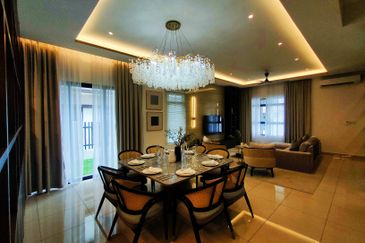 Freehold, Near Plus Highway, Double Storey Semi-D, Bandar Puteri Bangi, Kajang, Selangor