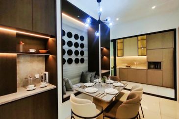 Freehold, Near Plus Highway, Double Storey Semi-D, Bandar Puteri Bangi, Kajang, Selangor