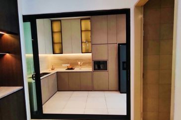 Freehold, Near Plus Highway, Double Storey Semi-D, Bandar Puteri Bangi, Kajang, Selangor