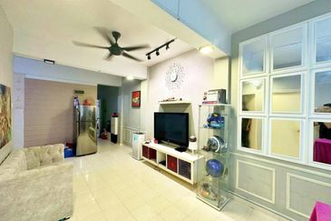 Pangsapuri Putra Raya