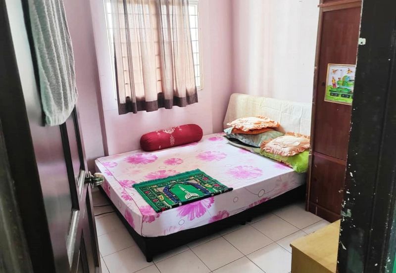 Tasik Heights Apartment