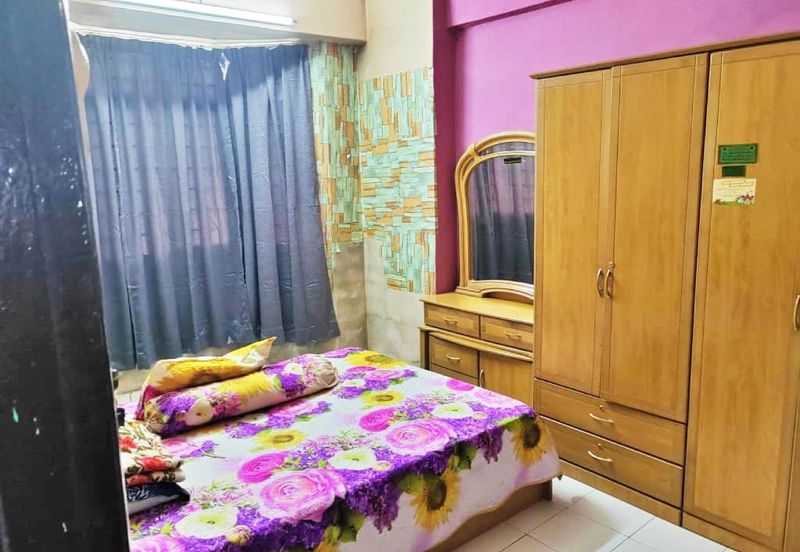 Tasik Heights Apartment
