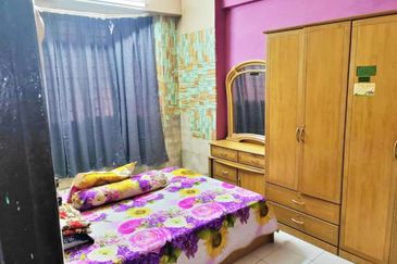 Tasik Heights Apartment