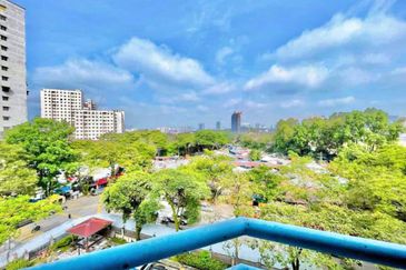 Tasik Heights Apartment