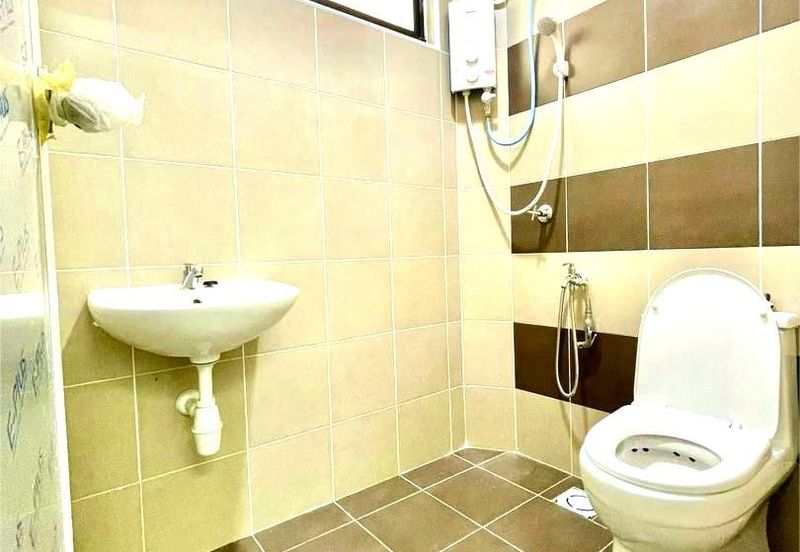 TAMAN BAYU INDERA, LUKUT