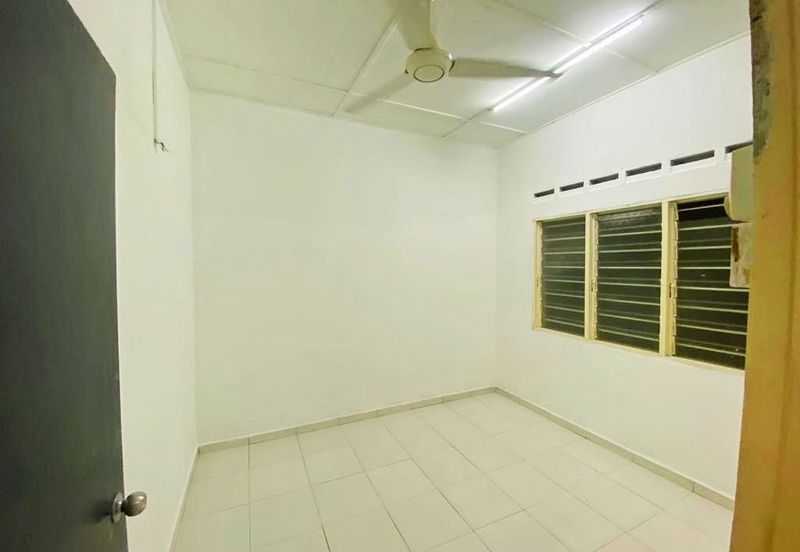 TAMAN PENGKALAN INDAH