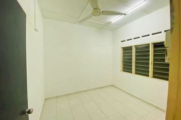 TAMAN PENGKALAN INDAH